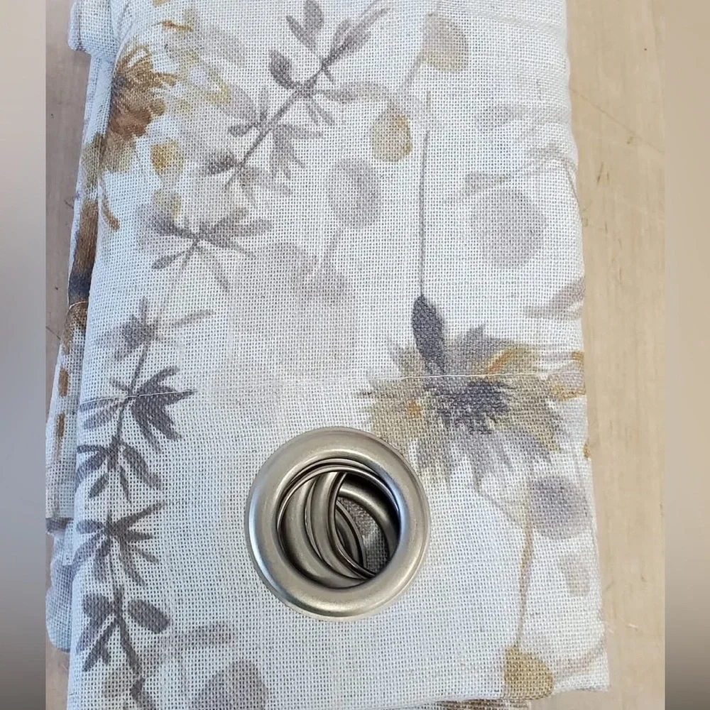NWT Martha Stewart Lined Grommet‎ Panel (one)